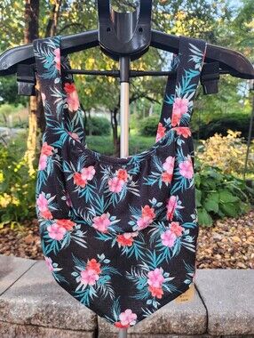 MADDEN NYC JUNIORS FLORAL TIE-BACK HANDKERCHIEF TOP SZ M (7-9)